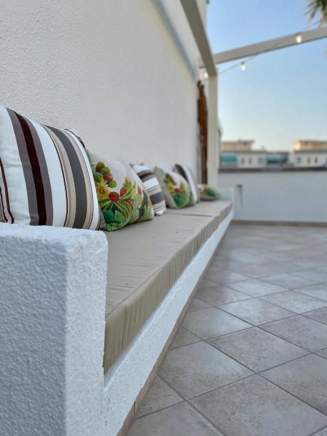 Attico Margherita - La Terrazza Sul Mare Gallipoli Buitenkant foto